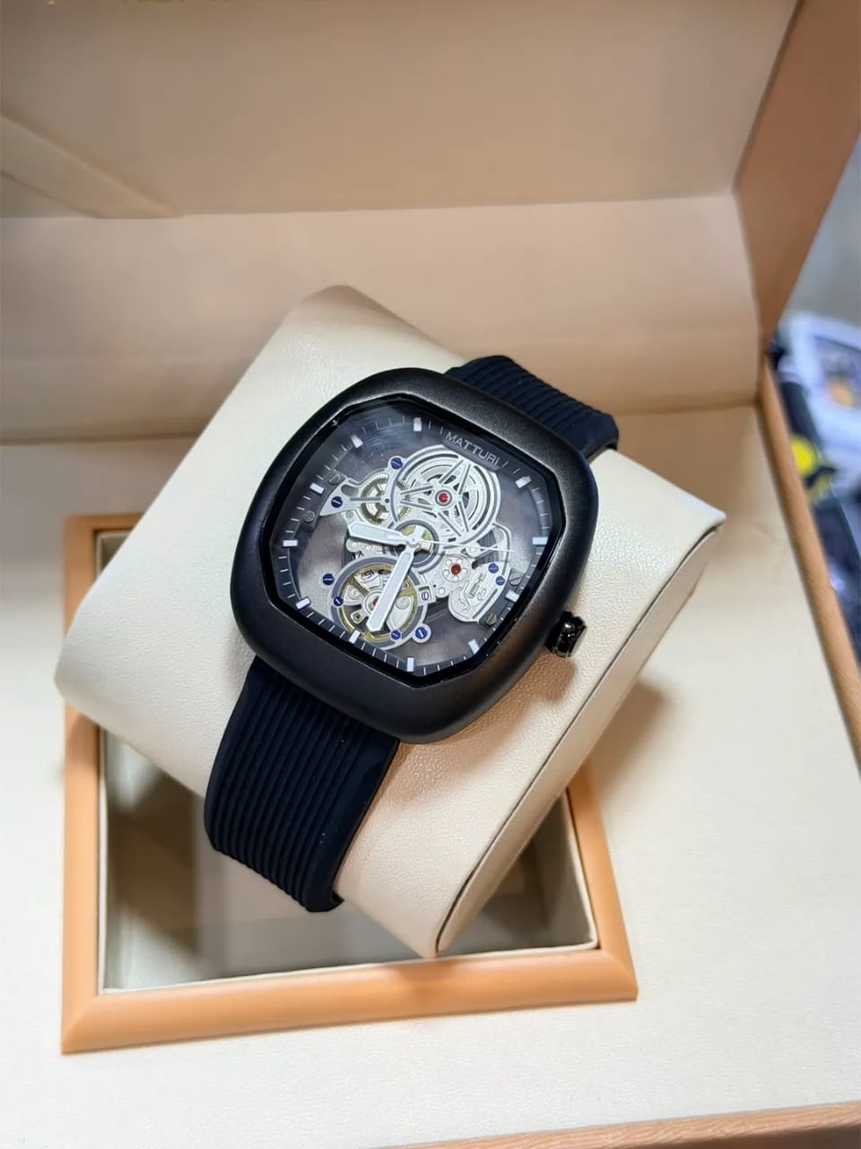 𝗟𝗨𝗫𝗨𝗥𝗬 𝗦𝗞𝗘𝗟𝗘𝗧𝗢𝗡 𝗔𝗨𝗧𝗢𝗠𝗔𝗧𝗜𝗖 𝗪𝗔𝗧𝗖𝗛 𝗙𝗢𝗥 𝗠𝗘𝗡 – 𝗣𝗥𝗘𝗠𝗜𝗨𝗠 𝗦𝗧𝗔𝗜𝗡𝗟𝗘𝗦𝗦 𝗦𝗧𝗘𝗘𝗟 𝗗𝗘𝗦𝗜𝗚𝗡